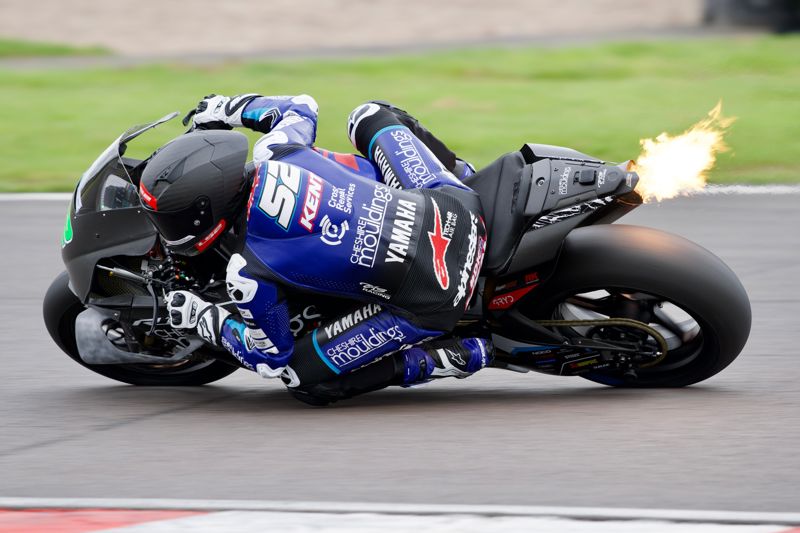 Kent leads Yamaha charge on Cheshire Mouldings Yamaha official debut