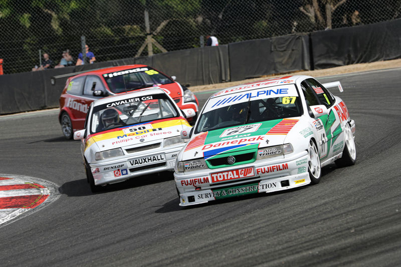 Rewind to the ‘90s: Super Touring Power returns to Brands Hatch