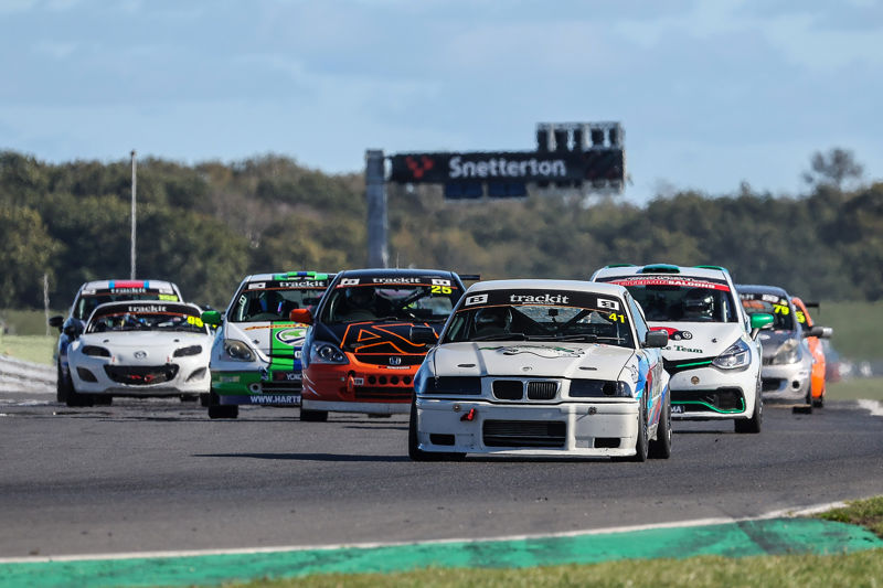 DUBSHACK DOES THE DOUBLE AT SNETTERTON DUBSHACK DOES THE DOUBLE AT SNETTERTON