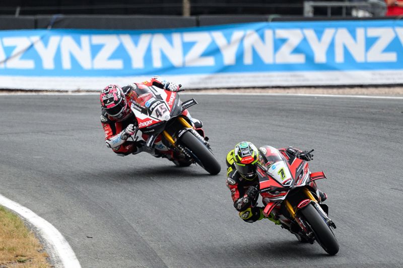 Ryde aims to put Ducati back on top and beat Redding at Thruxton