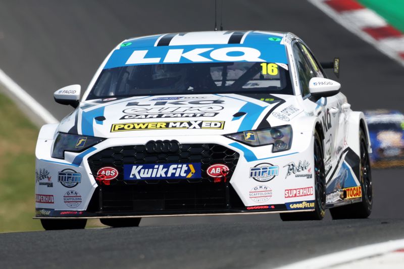 BTCC Race to Pole: Moffat wins to claim final BTCC pole of 2026 at Brands Hatch