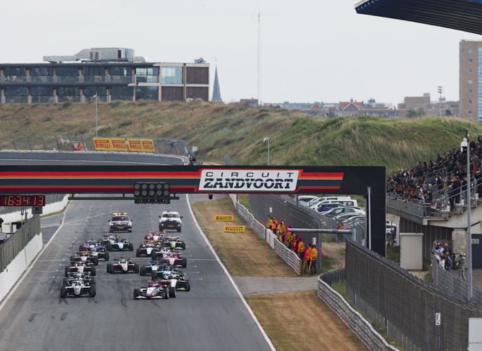 Jakob Ebrey Photography