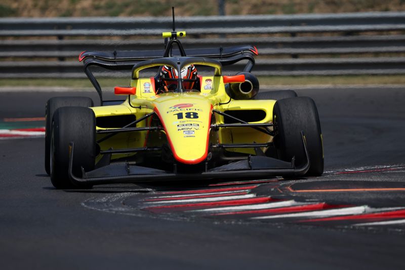 Hungaroring race three starts at 18.10 local time - Jackes on pole