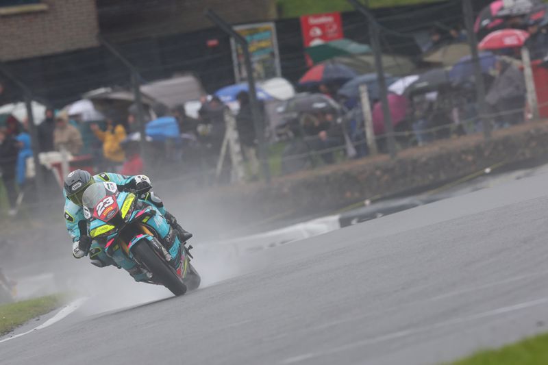 Pirelli National Superstock Championship: Lahti takes victory in final race of the season