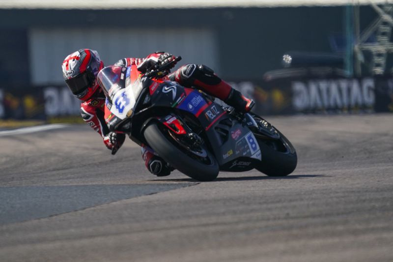 Quattro Group British Supersport Championship: Stapleford leads Harrison in Free Practice One