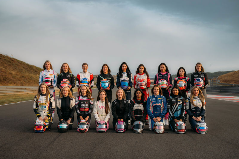 Farfus tops rookies in F1 Academy test at Circuito de Navarra