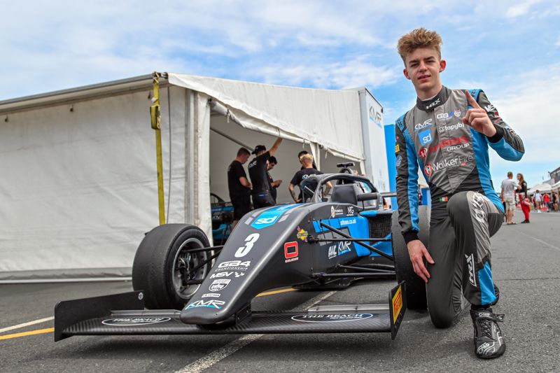 O'Grady storms to double GB4 pole at Donington Park