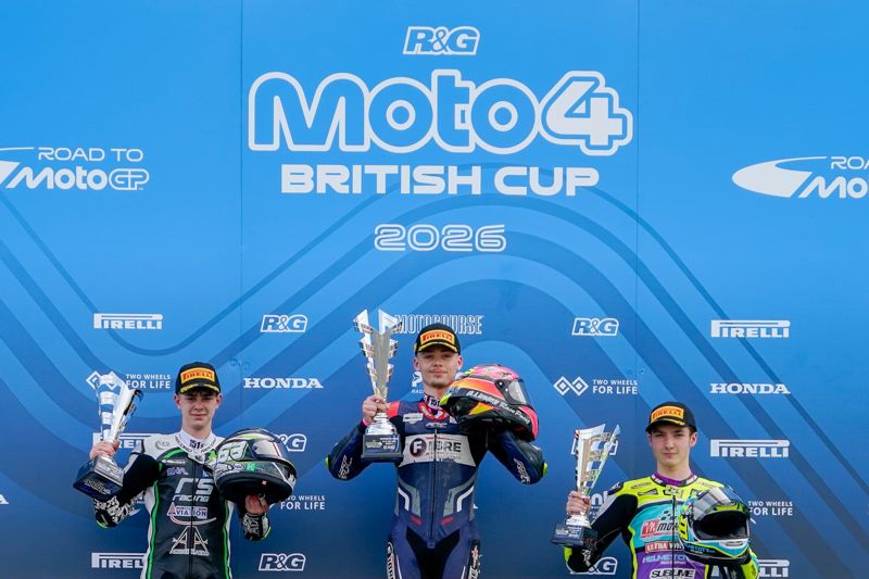R&G Moto4 British Cup: Frost holds off Dunabie for Race Two win
