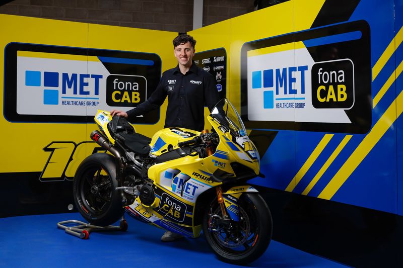 MET fonaCAB Racing launch new team for 2026 BSB with Andrew Irwin MET fonaCAB Racing launch new team for 2026 BSB with Andrew Irwin