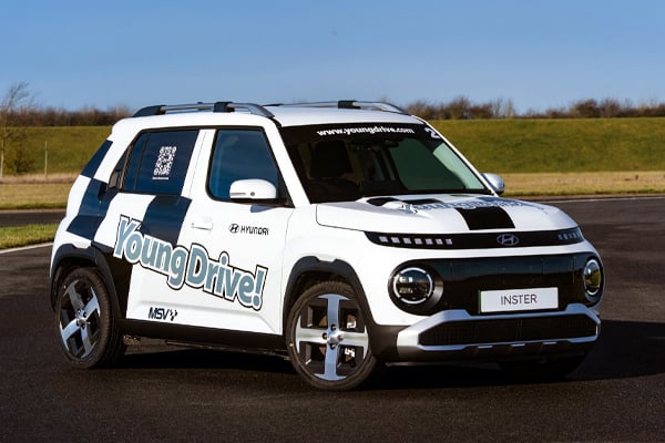 Thumbnail: Young<em>Drive!</em>