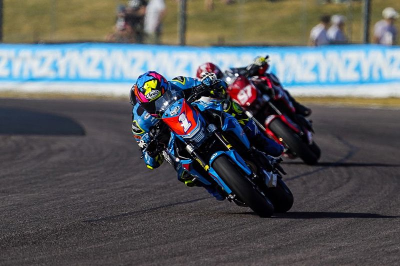 ROKiT OFF BMW F 900 R Cup: Burrell dominates qualifying as he and Corner take a pole apiece