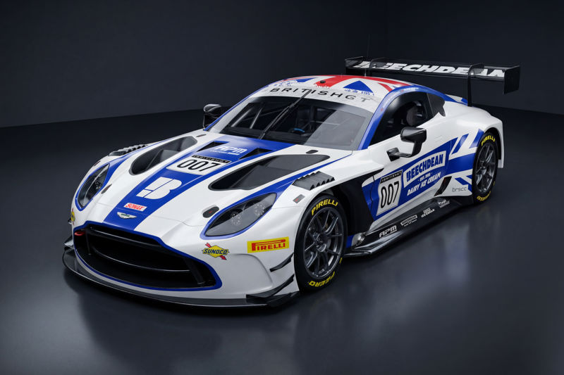 Gunn and Howard return for 2026 British GT with Beechdean AMR
