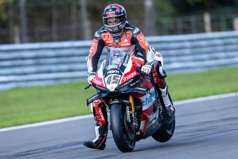  ZYN BSB Race 1: Redding wins thriller to keep the pressure on Ryde as championship goes to final day