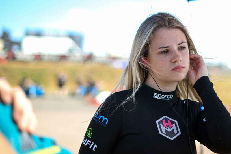 Holly Miall switches to KMR Sport for GB4 return