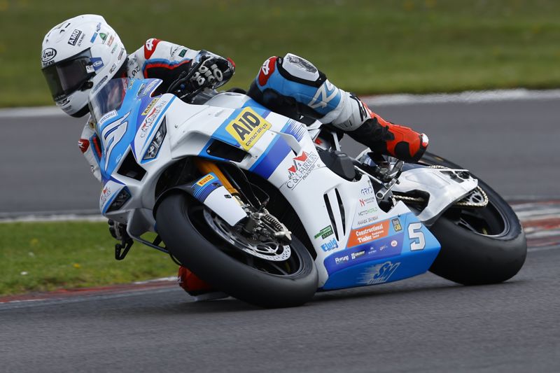 Bittersweet BSB debut for SM Racing and Kerr at Donington Park