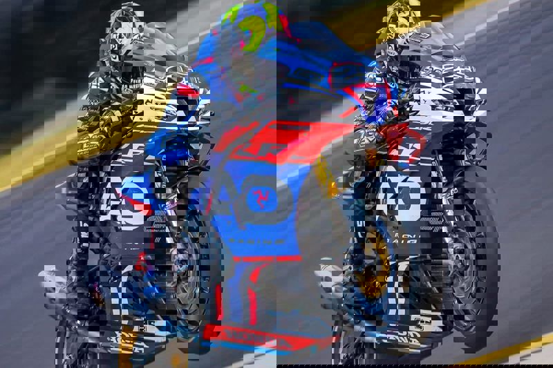 Brookes back on track and victorious in Summer Night series opener