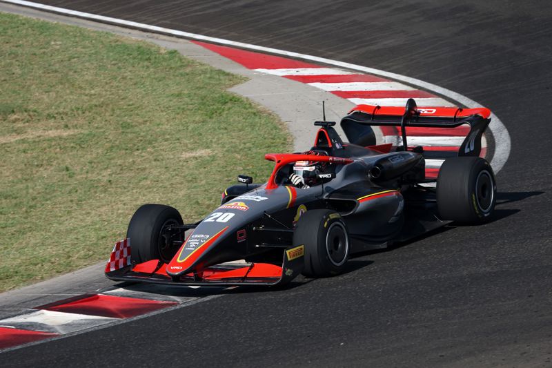 Bedrin blasts to top spot in Hungaroring FP1 Bedrin blasts to top spot in Hungaroring FP1