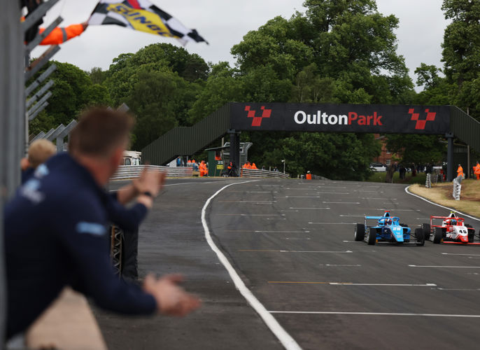 Jakob Ebrey Photography