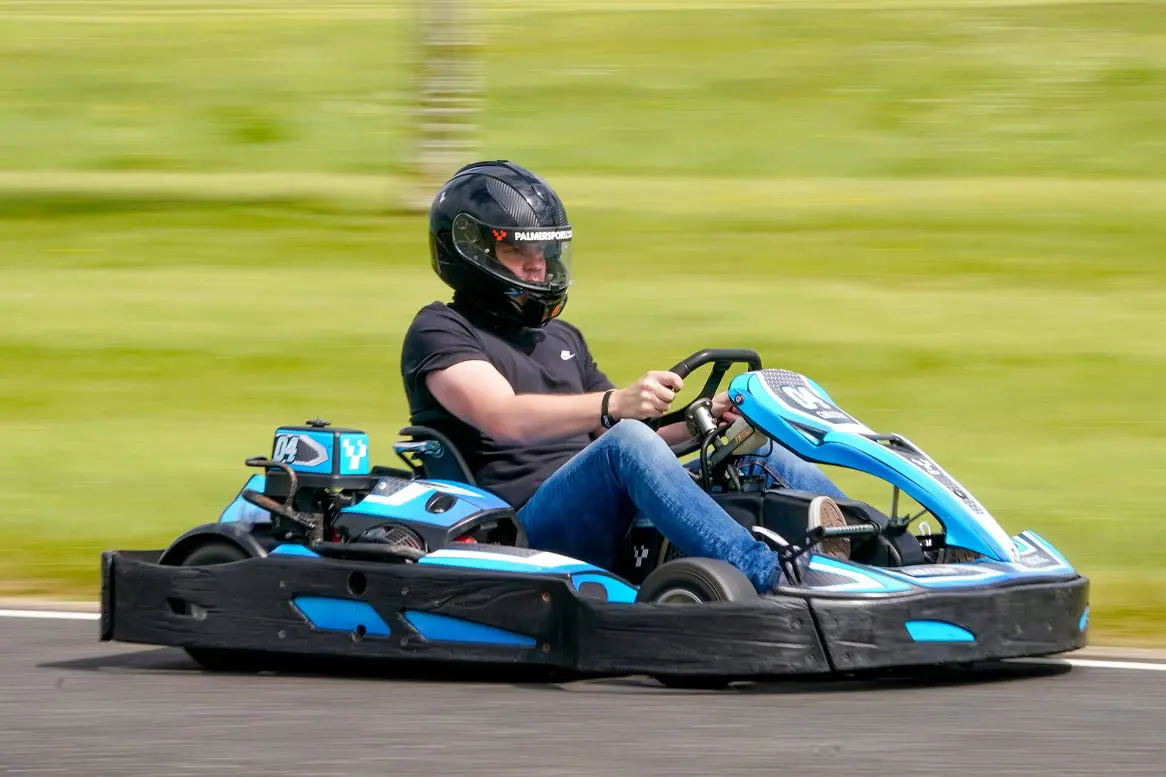 Sodi GT5 Kart speeding past