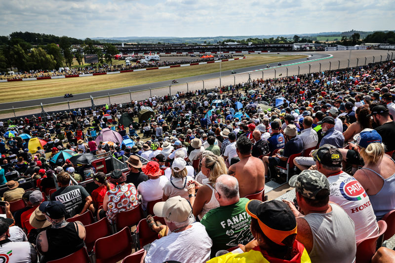 Donington Park reveals superb 2026 racing calendar