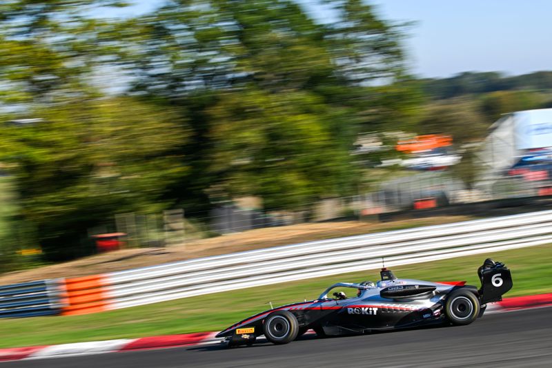 Flying Fairclough secures sensational double Brands Hatch GB3 pole Flying Fairclough secures sensational double Brands Hatch GB3 pole