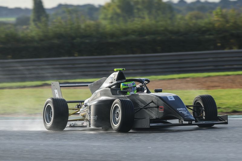 Proudford-Nalder completes Friday testing clean sweep ahead of Snetterton GB4 Winter Series 
