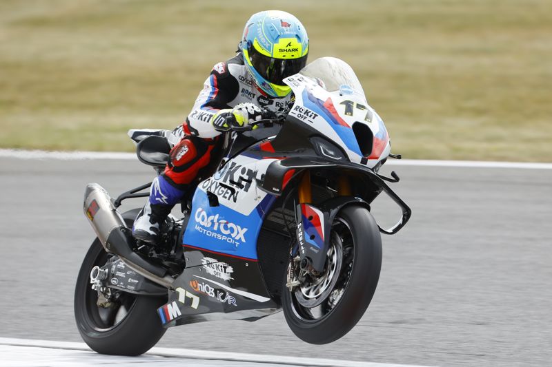 Mikhalchik building momentum with ninth place at Snetterton 