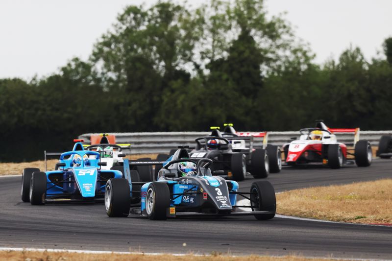 Race two starts at 09.10 BST - O'Grady on pole Race two starts at 09.10 BST - O'Grady on pole