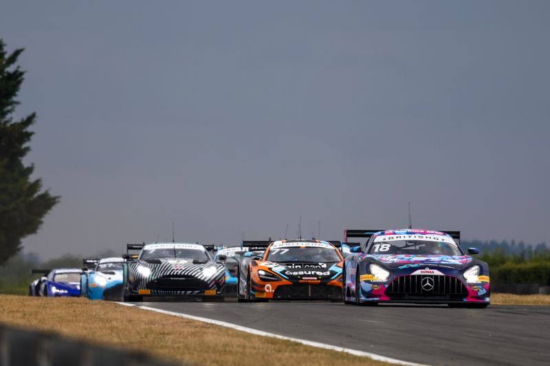 British GT race 2: Mercedes victorious again at Snetterton