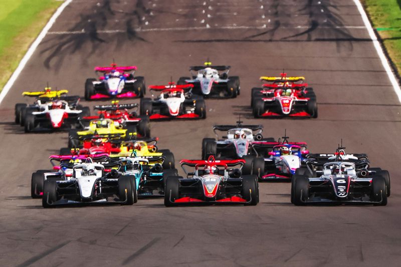Watch again: Donington Park Watch again: Donington Park