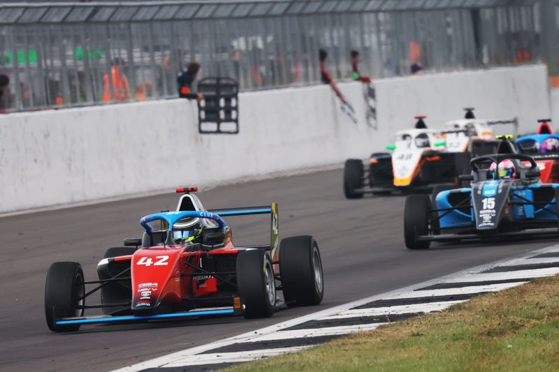 Three first laps - 31 places gained! Ride on board with Luke Hilton at Silverstone