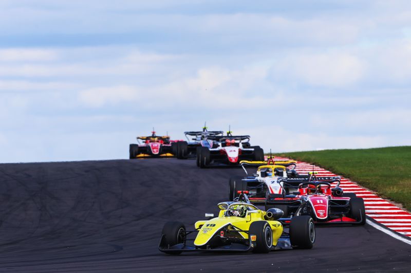 Race three starts at 16.35 - Kyuho Lee on pole