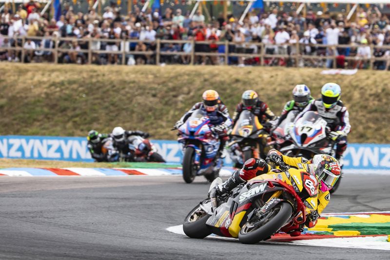TAG Racing achieve season best results at Thruxton