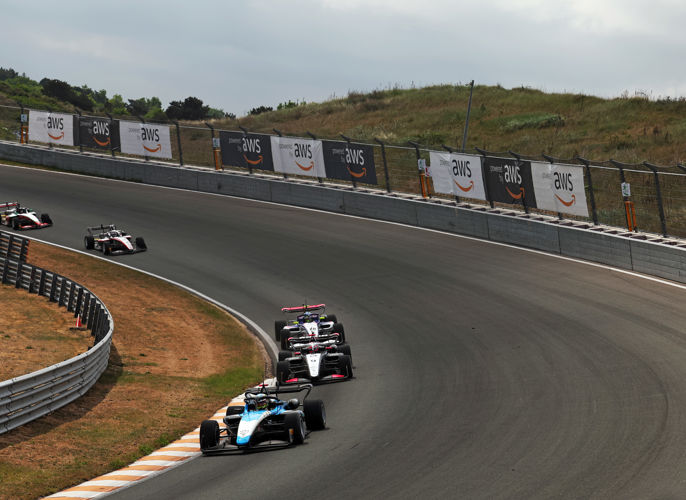 Jakob Ebrey Photography