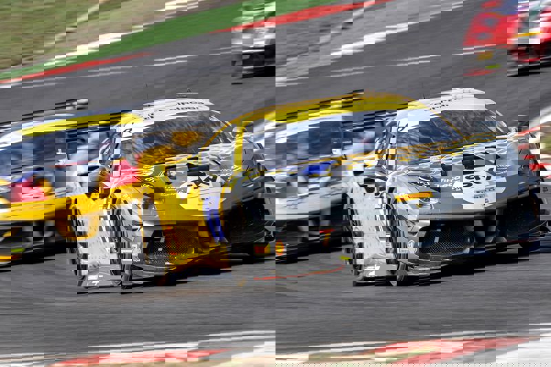 Ferrari Challenge UK roars into Donington Park this weekend