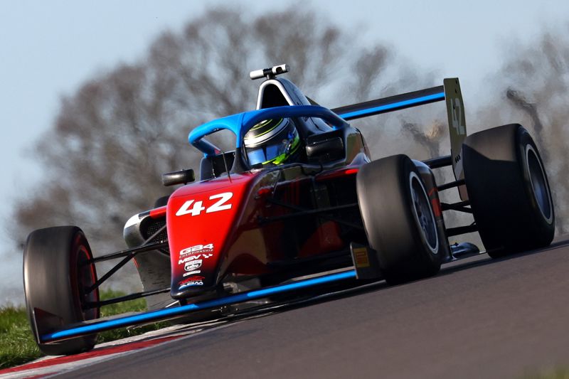 Hilton quickest on first day of GB4 testing at Oulton Park Hilton quickest on first day of GB4 testing at Oulton Park