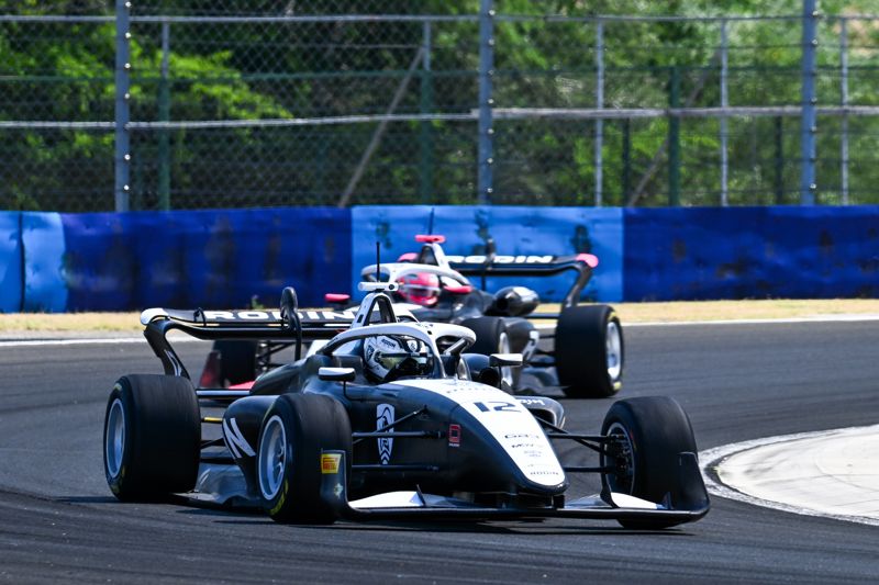 Race two starts at 11.05 - Ninovic on pole