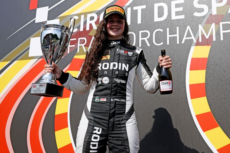 GB3 race winner Abbi Pulling to provide expert insight on GB4 TV this weekend