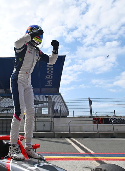 Jakob Ebrey Photography