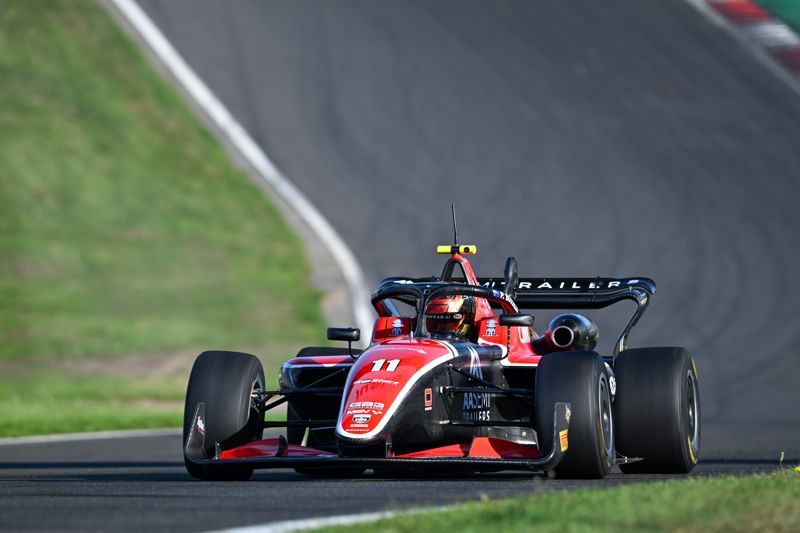 Race three grid - Bouzinelos on pole