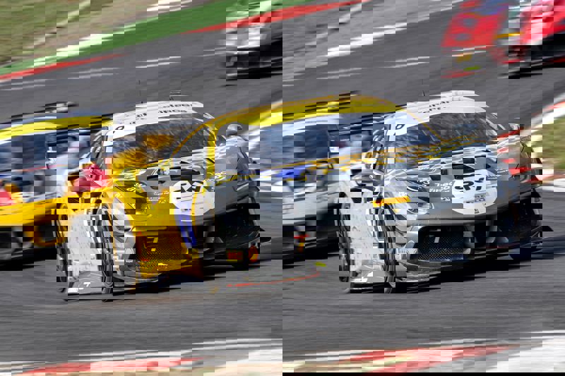 Last chance to buy tickets to Ferrari Challenge UK