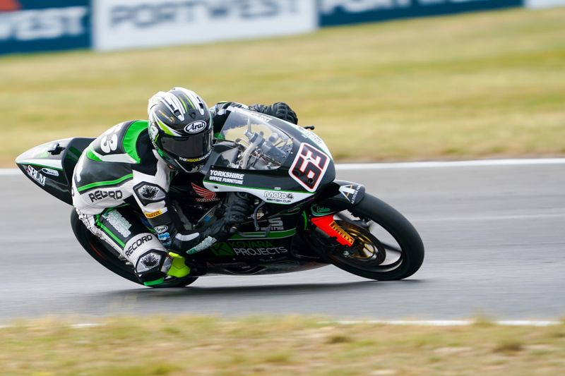 R&G Moto4 British Cup: Dunabie beats Frost to lead combined practice