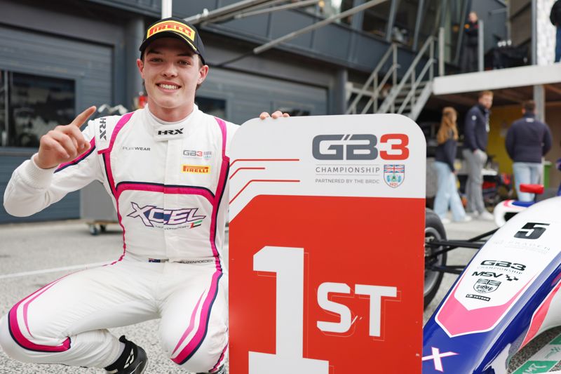 Heuzenroeder vows to fight back in title race