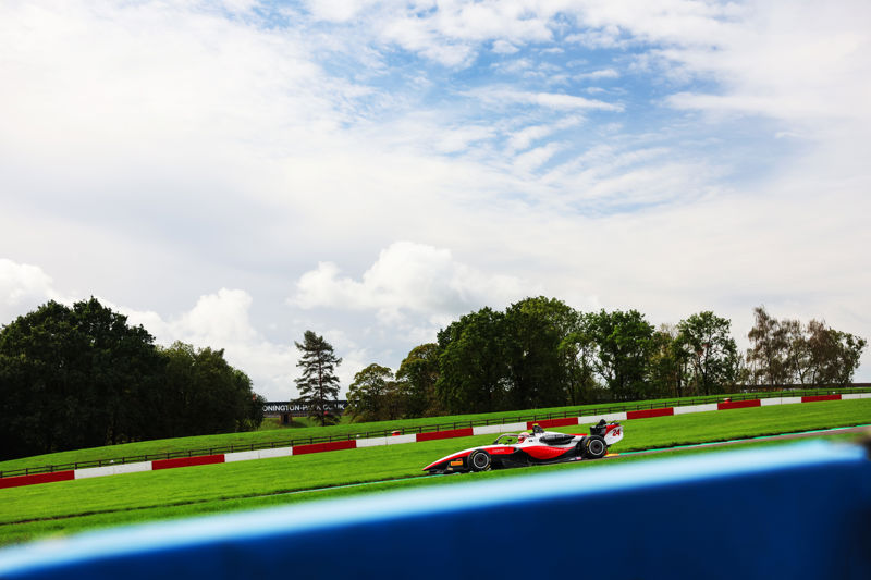 Donington Park qualifying starts at 10.45 - how to follow the action Donington Park qualifying starts at 10.45 - how to follow the action