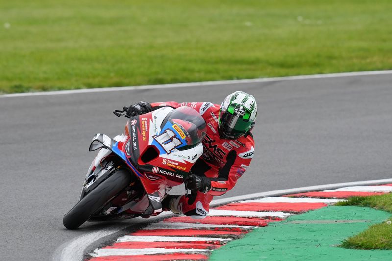 Pirelli National Superstock Championship: Allingham stays on top to take pole