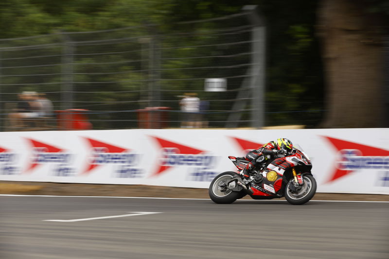 Ryde sets fastest ever BSB lap of Oulton Park in Free Practice 2