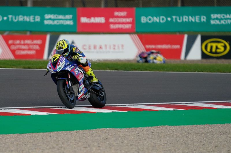Pirelli British Sportbike Championship: Shelton leads Goodman as Donington action begins
