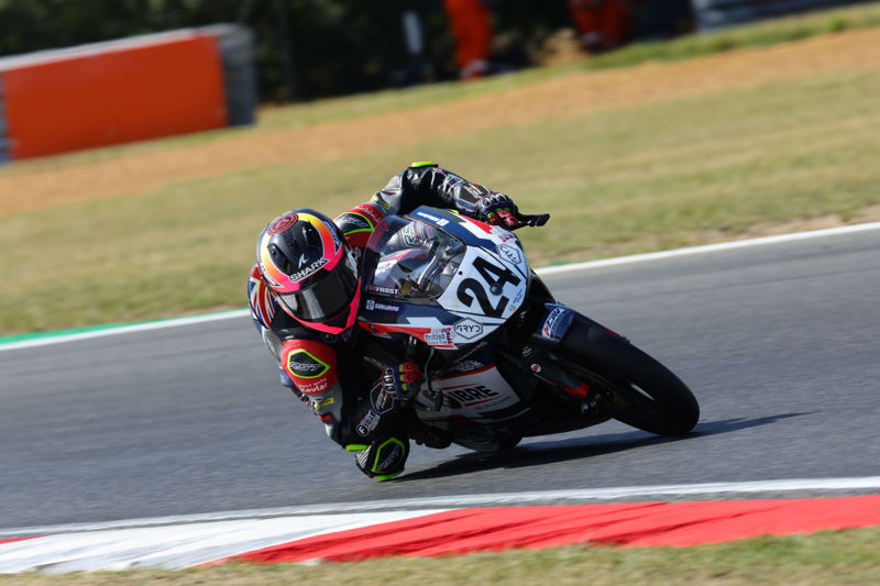 R&G British Talent Cup: Frost wins dramatic Race One