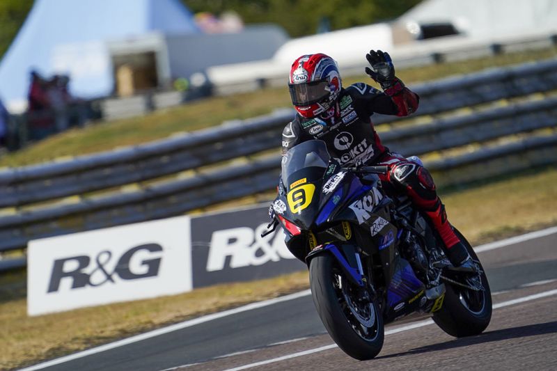 Pirelli British Sportbike Championship: Harris pips Durham to pole