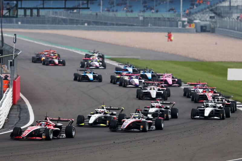 Expanded GB3 grid set for Silverstone's second half starter 